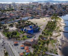 Temporada 2025/2026 do Verão Maior Paraná movimentou R$ 337,9 milhões em licenciamentos ambientais nos sete municípios do Litoral.
