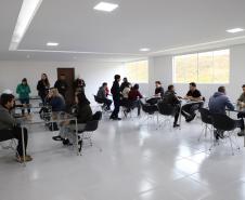 Com recursos do Estado, 208 famílias recebem apartamentos em residencial em Curitiba