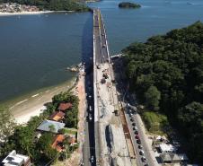 Ponte de Guaratuba já está 100% pavimentada e começa a ganhar iluminação final