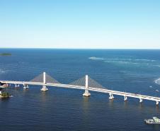 Ponte de Guaratuba já está 100% pavimentada e começa a ganhar iluminação final