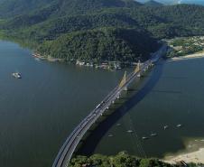 Ponte de Guaratuba já está 100% pavimentada e começa a ganhar iluminação final