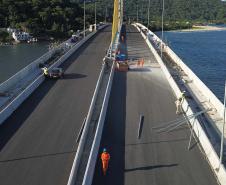 Ponte de Guaratuba já está 100% pavimentada e começa a ganhar iluminação final