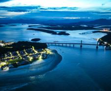 Ponte de Guaratuba: a duas semanas da inauguração, obras reúnem quase 500 funcionários