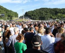 “Perseverança venceu o impossível”, diz Ratinho Junior na inauguração da Ponte de Guaratuba