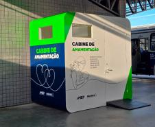 Paraná instala cabine de amamentação em terminal metropolitano e amplia conforto das mães