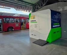 Paraná instala cabine de amamentação em terminal metropolitano e amplia conforto das mães