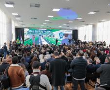 O governador Carlos Massa Ratinho Junior e o secretário da Educação, Roni Miranda, assinam nesta quarta-feira (24), o contrato do programa Mais Escolas Paraná