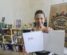 Rua da Cidadania do Cajuru ganha nova biblioteca organizada por alunos da Universidade Aberta à Pessoa Idosa (Unapi), como parte do Trabalho de Conclusão de Curso (TCC)