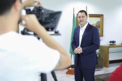 O governador Carlos Massa Ratinho autorizou a abertura de concurso público para a contratação de professores e pedagogos para atuar na rede estadual do Paraná.