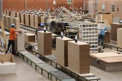 De bebidas a móveis: Paraná lidera crescimento da produção industrial em vários segmentos