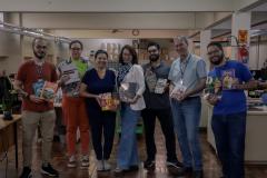 Além de aumentar o acervo próprio, os livros são destinados também para bibliotecas e escolas públicas do interior do Estado, e para o sistema penal