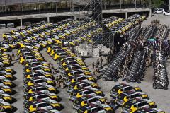 Investimento de R$ 63 milhões: Ratinho Junior entrega 431 motos e viaturas para a PMPR Foto: Jonathan Campos/AEN