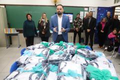 Estado vai distribuir uniformes para alunos de todas as 412 escolas de tempo integral