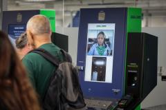 Menos de um mês: 1ª unidade do Poupatempo Paraná emite 1,5 mil carteiras de identidade