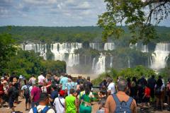 Mais de 456 mil turistas de outros países visitaram o Paraná nos primeiros meses de 2026