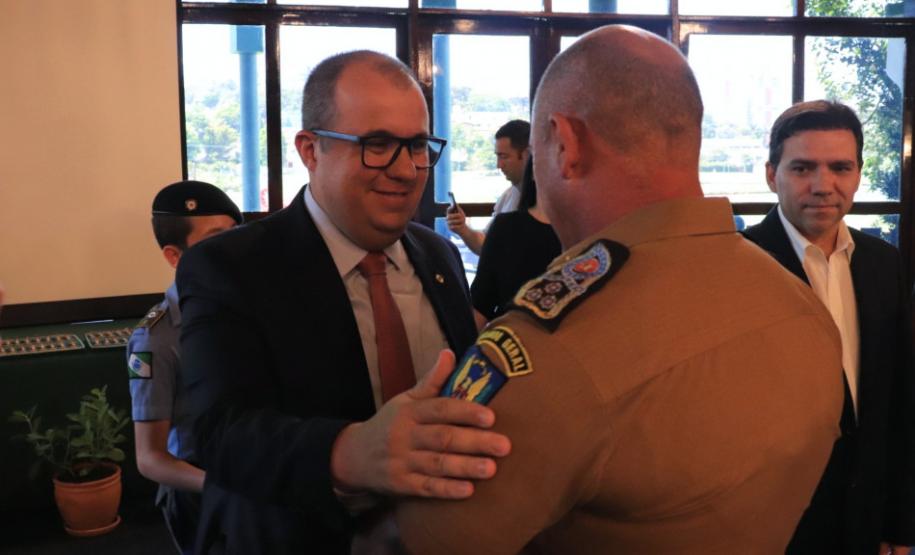 PMPR homenageia militares e autoridades civis no aniversário do BPRv, BPMOA e Bope