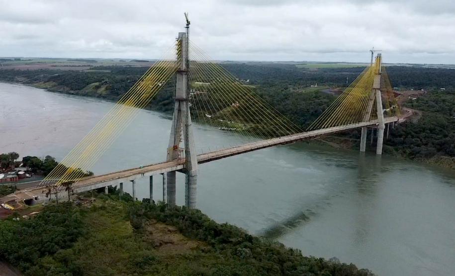 Ponte da Integração em Foz do Iguaçu tem 95,5% das obras concluídas