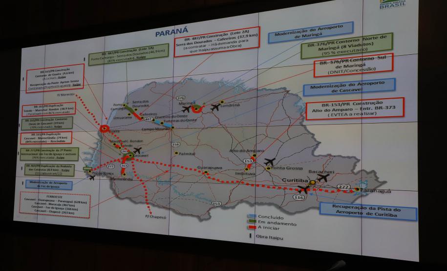 Governador Carlos Massa Ratinho Junior em agenda com Ministro da Infraestrutura Marcelo Sampaio.
