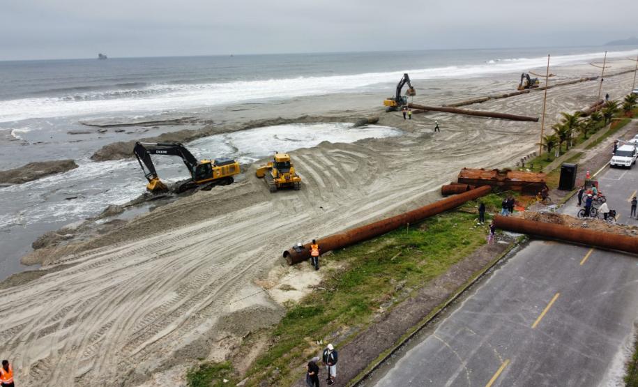 Litoral do Paraná conta com areia da praia renovada antes da data prevista