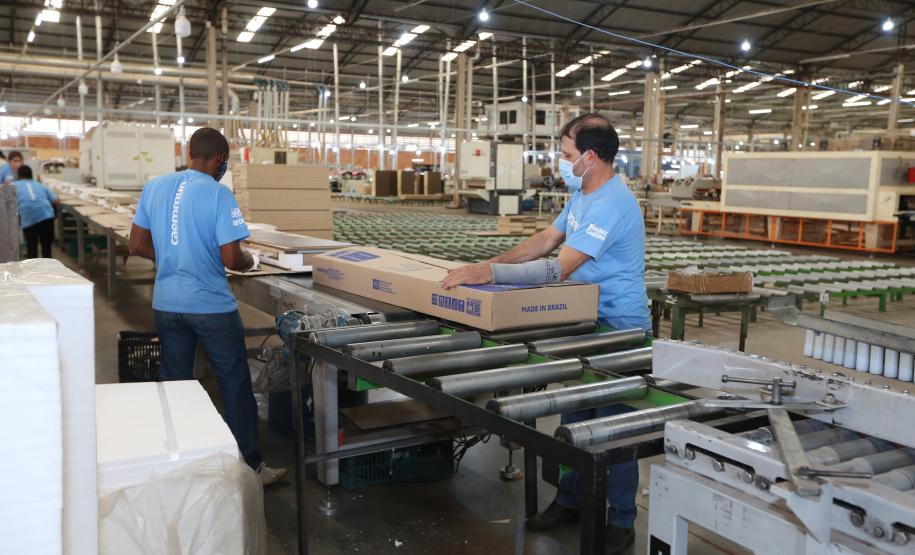 Taxa de desemprego do Paraná cai para 5,3%, menor desde 2014