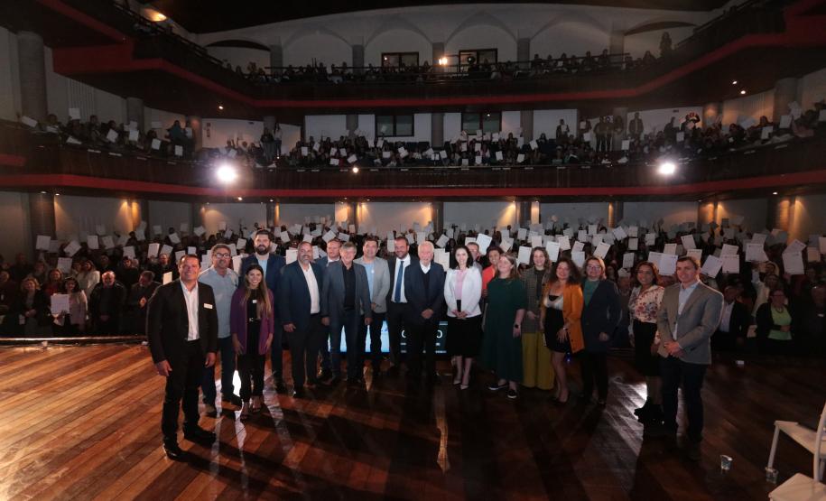 Governo destina mais de R$ 42 milhões para 383 municípios do Paraná