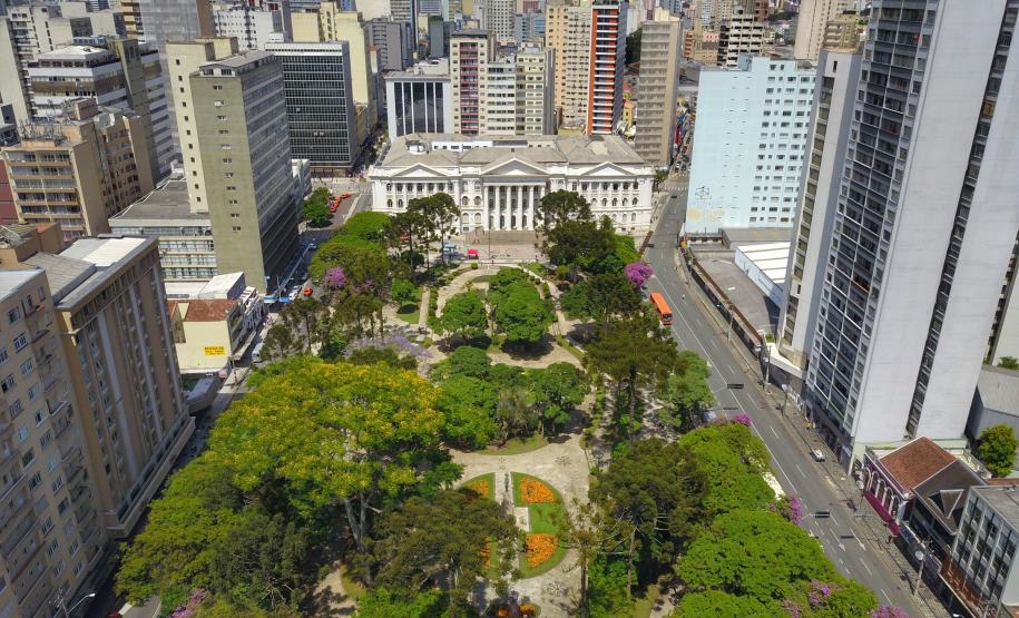 Curitiba - Universidade Federal do Paraná