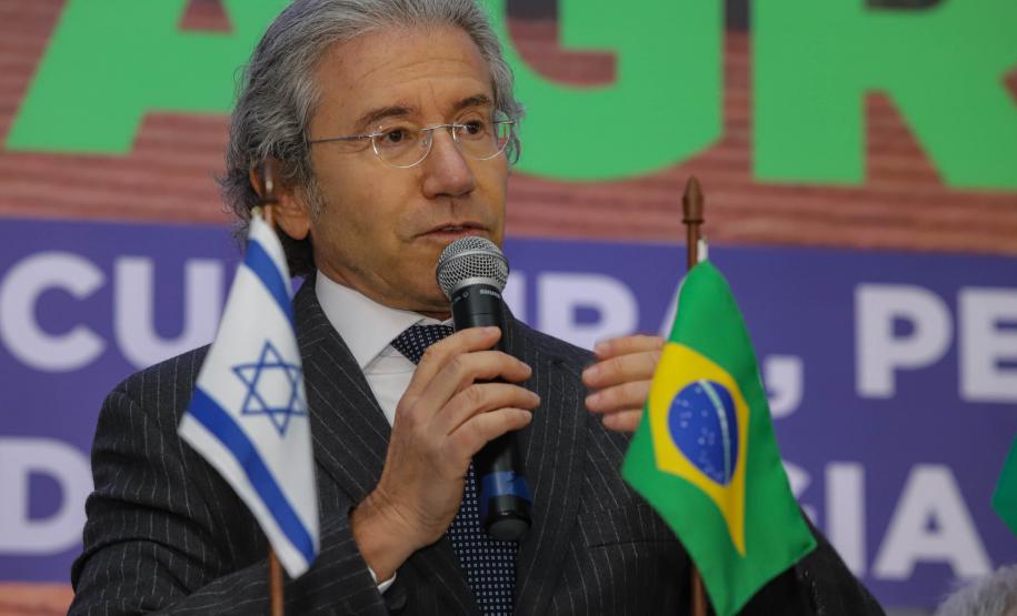 Pinhais, 01 de novembro de 2022 - Evento de entrega de veículos, benfeitorias e formalização de parceria com o governo israelense que aconteceu no Colégio Agricola Nilton Freire Maia.