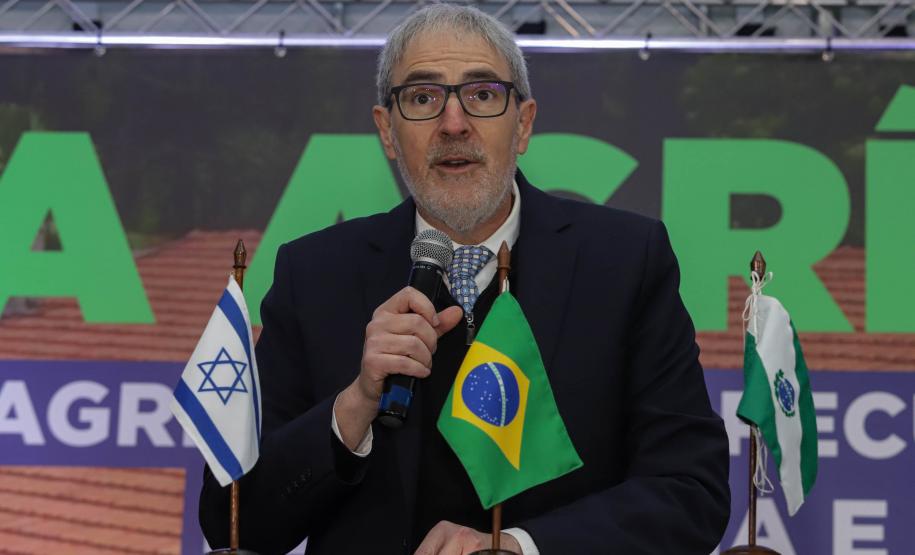 Pinhais, 01 de novembro de 2022 - Evento de entrega de veículos, benfeitorias e formalização de parceria com o governo israelense que aconteceu no Colégio Agricola Nilton Freire Maia.