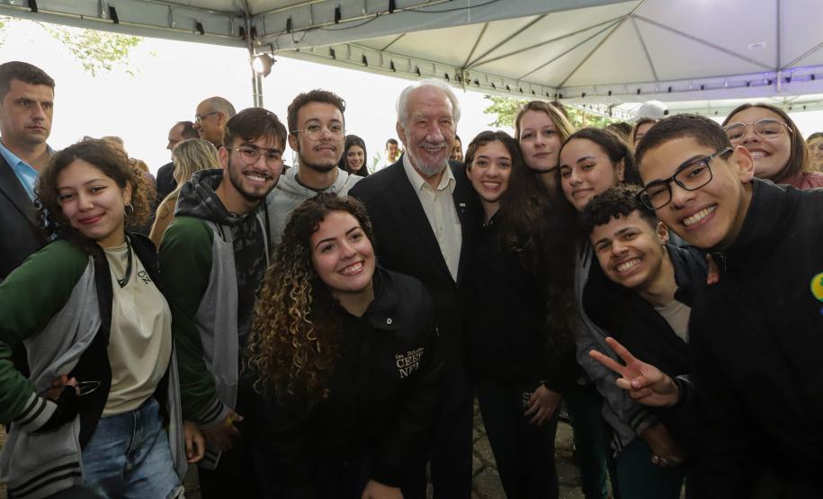 Pinhais, 01 de novembro de 2022 - Evento de entrega de veículos, benfeitorias e formalização de parceria com o governo israelense que aconteceu no Colégio Agricola Nilton Freire Maia.