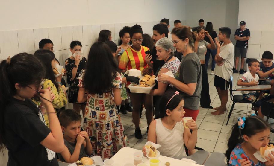 Casa Civil promove Natal Solidário no Instituto Playing For Change, um dos maiores projetos sociais da Capital
