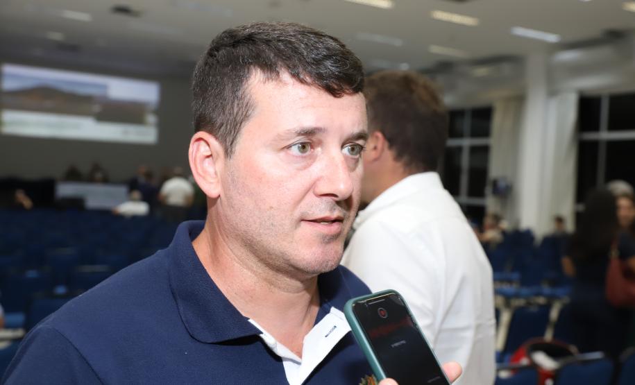 Em audiência pública, Governo debate com população obras da Ponte de Guaratuba