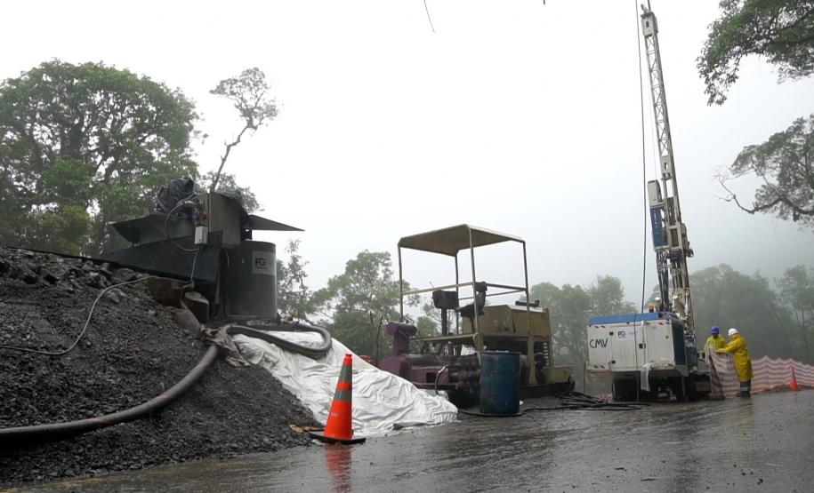DER/PR reabre Estrada da Graciosa com operação pare-e-siga
