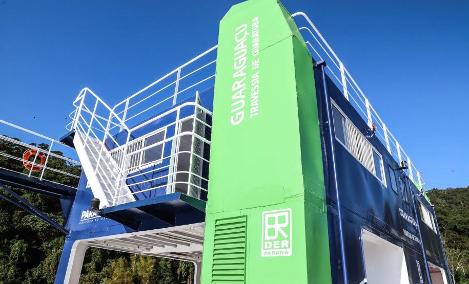 Terceiro ferry boat retorna à baía de Guaratuba e verão terá operação completa