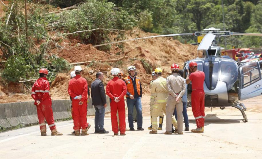 Governador diz que equipes mais especializadas do Estado estão no atendimento da BR-376