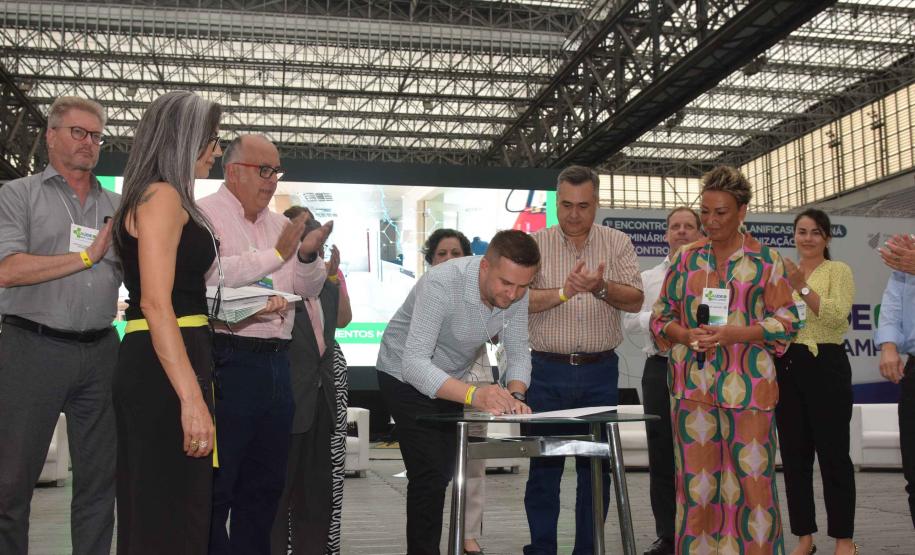 Governo do Estado anuncia mais R$ 806 milhões para a Atenção Primária durante o evento “Saúde em Campo”