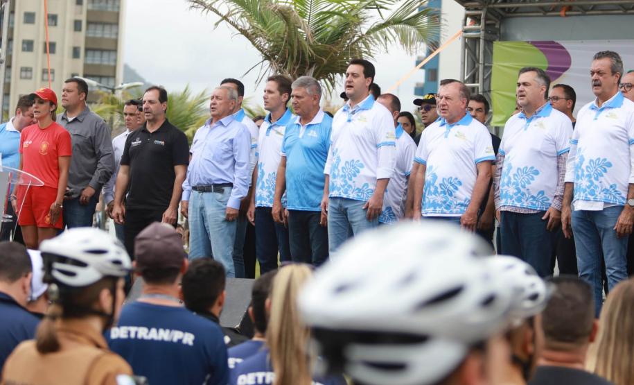 Governador lança o Verão Maior Paraná, que tem reforço de serviços e muito esporte e lazer