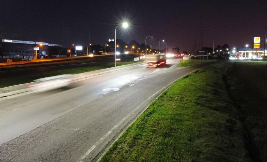 Com 500 metros iluminados, modernização do Contorno Sul de Curitiba já atende usuários