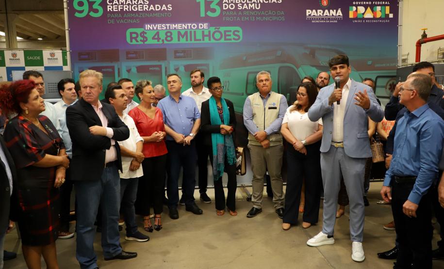 Municípios recebem ambulâncias do Samu e 93 câmaras frias para armazenamento de vacinas