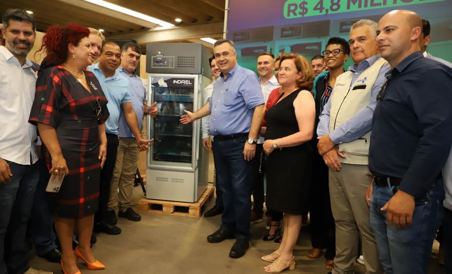 Municípios recebem ambulâncias do Samu e 93 câmaras frias para armazenamento de vacinas