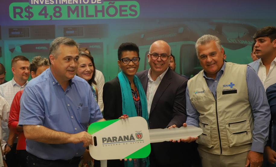 Municípios recebem ambulâncias do Samu e 93 câmaras frias para armazenamento de vacinas