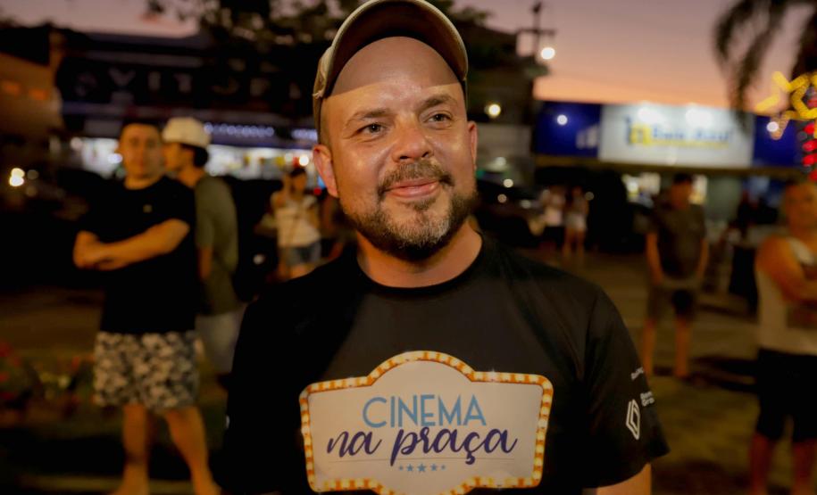 Com início de sessões de cinema ao ar livre, Estado aumenta opções de lazer no Litoral