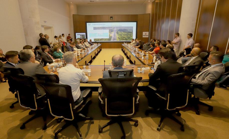 Estado fará licitação inédita para modernizar sistema de transporte metropolitano da Grande Curitiba