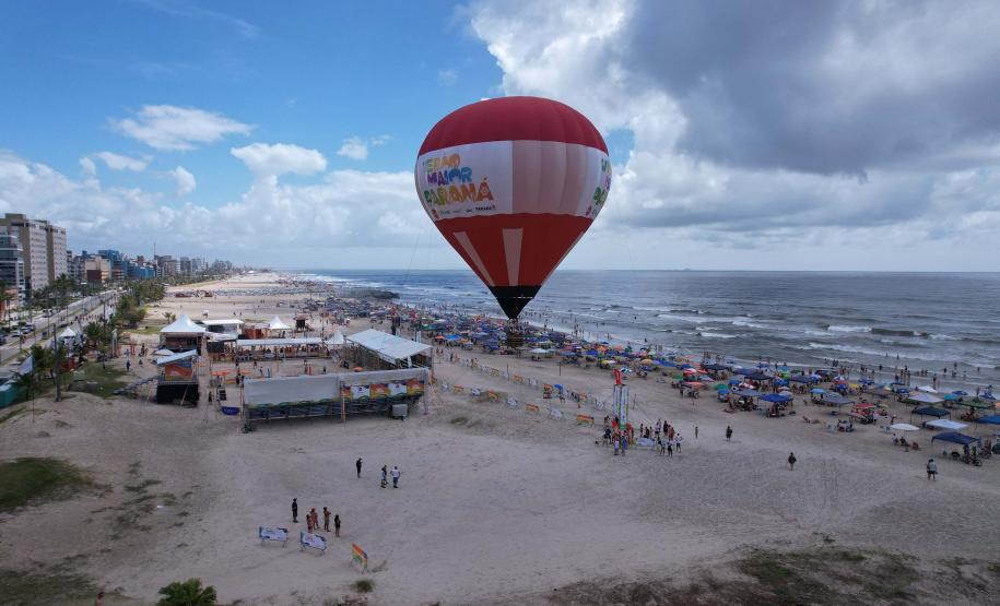 Beleza contemplada do alto: voo de balão estreia no Verão Maior Paraná