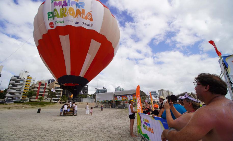 Beleza contemplada do alto: voo de balão estreia no Verão Maior Paraná