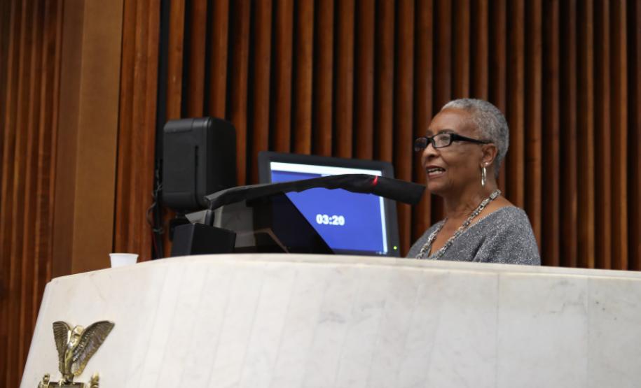 Clemilda Santiago Neto assume Diretoria de Igualdade Racial.