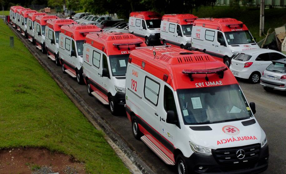 Municípios recebem ambulâncias do Samu e 93 câmaras frias para armazenamento de vacinas