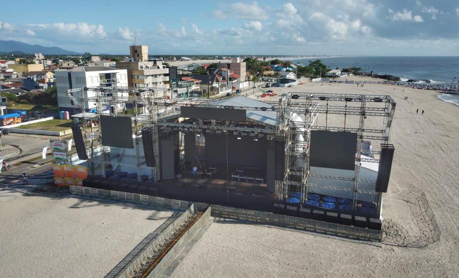 Shows do Verão Maior Paraná no Litoral do Estado começam hoje; confira atrações