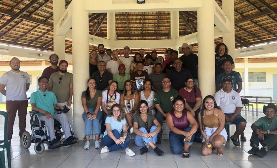 Projeto da Nova Ferroeste é apresentado a indígenas de Nova Laranjeiras