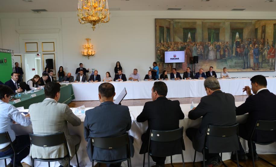 Em reunião com secretariado, governador reforça pedido de gestão guiada pela eficiência