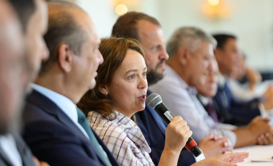 Em reunião com secretariado, governador reforça pedido de gestão guiada pela eficiência